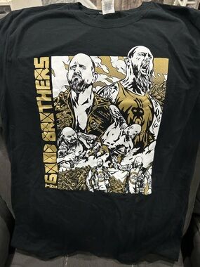 Good brothers; Luke Gallows & Karl Anderson men’s t shirt! Size large!